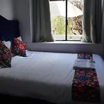 Pardos House Inn